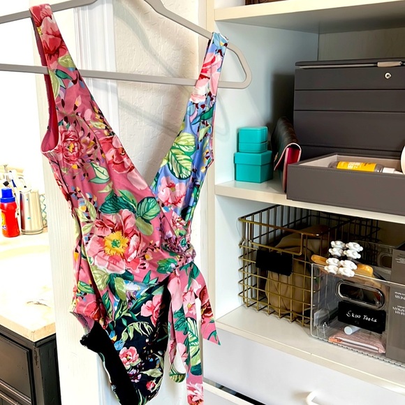 Zimmerman swimsuit beltitude spliced - Picture 2 of 4